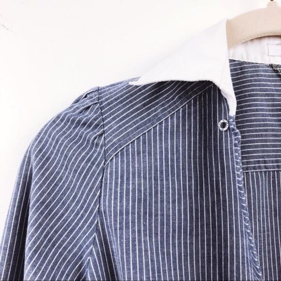 Ali & Kris Blue & White Striped Fitted Button-Up Shirt - Picture 2 of 8